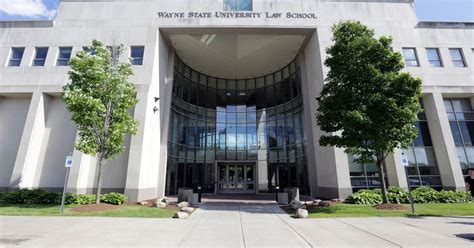 Wayne State Overtakes Msu Um Climbs In Us News Best Law Schools
