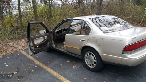 1991 Nissan Maxima Gxe Sedan 4 Door 30l Classic Nissan Maxima 1991