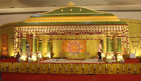 Indian wedding halls strives to collect and provide member's stories, general knowledge, and information for events related. Wedding decor | Wedding stage decorations, Wedding hall ...