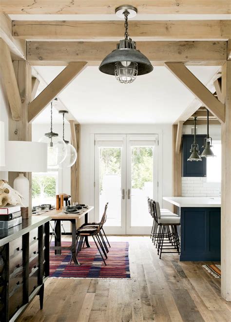 Ultra Chic Farmhouse Style Dwelling In The Village Of Sag Harbor Farm