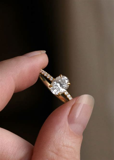 42 Modern Minimalist Simple Engagement Wedding Rings 2020 Images