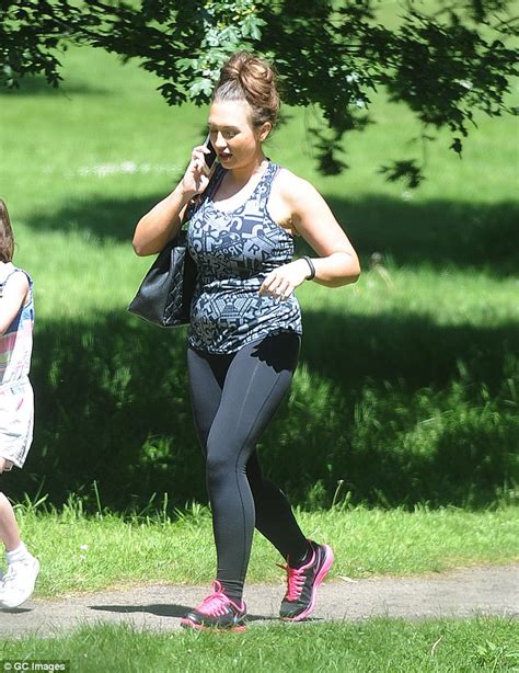 towie s lauren goodger shows off her curves in skintight gym gear daily mail online