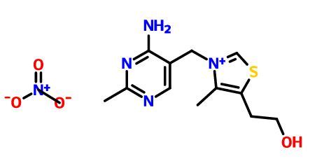 Thiaminnitrat (vitamin b1) riboflavin (vitamin b2) pyridoxinhydrochlorid (vitamin b6) cyanocobalamin (vitamin b12) biotin folsäure niacin pantothensäure. Vitamin B1 Pulver (Thiamin-Hydrochlorid oder HCl, Thiamin ...