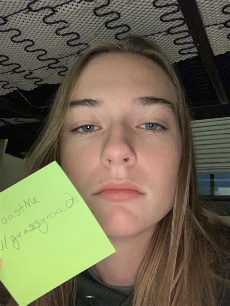 I 18f Have Been Feeling Super Lonely For A While And Have Severe Anxiety Making It Hard To