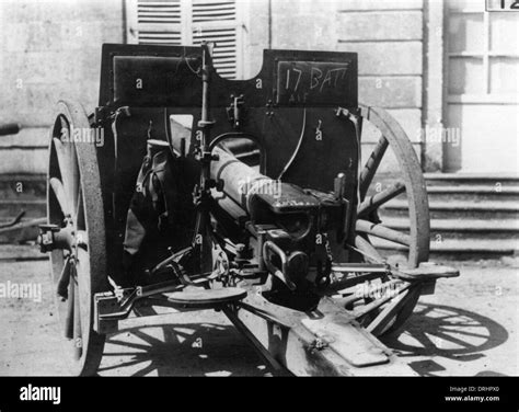 Ww1 Field Gun High Resolution Stock Photography And Images Alamy