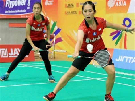 Tujuan permainan adalah untuk memukul sebuah kok menggunakan raket, melompati jaring ke wilayah lawan sebelum pemain atau pasangan lawan bisa memukulnya balik. Malaysia International Series 2019: Dua Ganda Putri ...