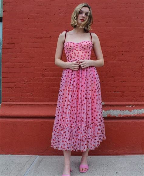 Pin By Lyndsey Shea On Style Inspiration Dresses Heart Dress Corset