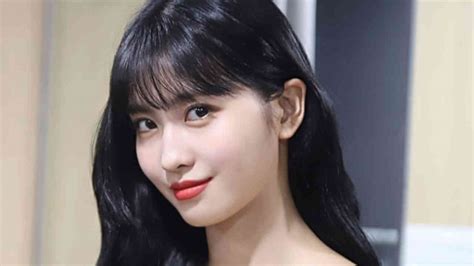 Twice Member Momo Boyfriend Age Height Net Worth And Personal Life