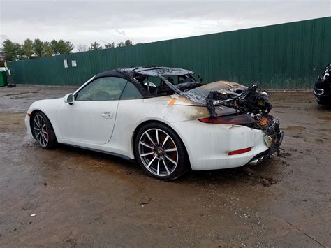 Salvage 2015 Porsche 911 For Auction