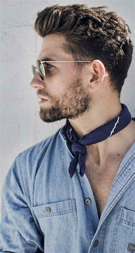 Pin By Montrelldemet On Guys In Eyewear Square Sunglasses Men Mens Outfits Blue Suit