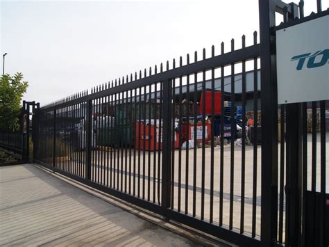 Gates Sunco Fencing