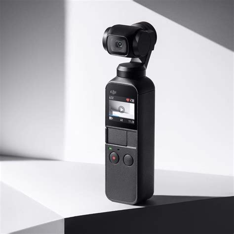 7.7 / 10 ( 9 votes ). Action Camera Yang Bagus Untuk Video - Cam For Action