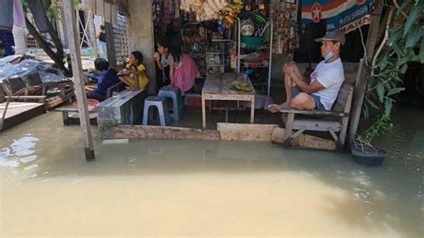 Video Ratusan Rumah Di Ketitang Wetan Pati Terendam Banjir Warga Minta