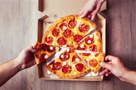 Pizza opwarmen zo is je pizza de volgende dag ook knapperig