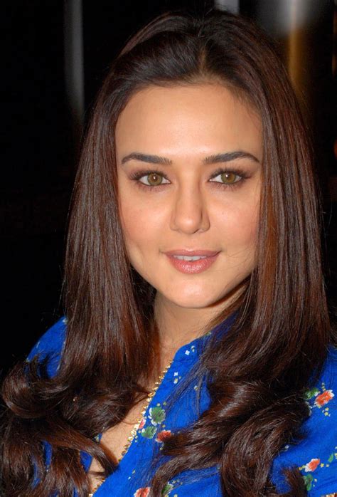 bollywood actress gorgeous dimple girl preity zinta full hd images and wallpapers bollywood