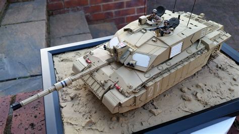 135 Challenger 2 Tank Military Diorama Tamiya Challenger