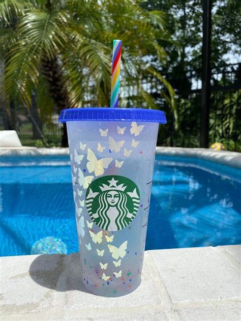 Starbucks coffee expert explain what are those green coffee beans that are believed to help lose weight. Butterfly design reusable Starbucks cup / Starbucks ...