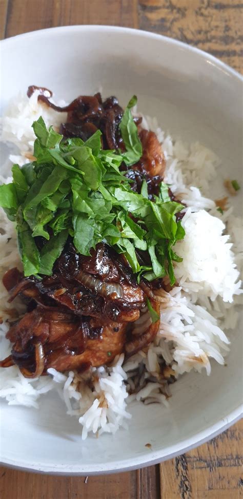 125 g (4 oz) butter 1/2 cup caster sugar 1 egg 1 tsp vanilla essence 1 1/2 cup plain (all purpose) flour 1/2 tsp baking powder a pinch of salt filling: BILL GRANGERS CARAMEL CHICKEN (With images) | Chicken ...