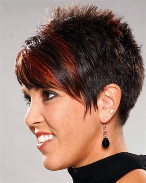 Spiky Pixie Hairstyle For Women Over 50 With Fine Hair 6