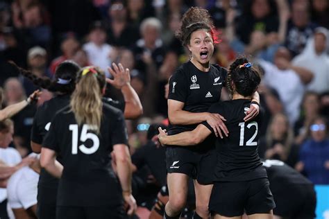 Black Ferns Beat England To Create Rugby World Cup History Women In Rugby Gby