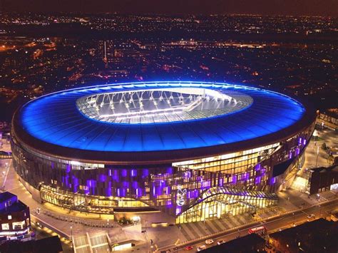 #favourite stadium #wembley stadium #tottenham hotspur stadium #allianz arena #30 days 100% buying my brother a tottenham stadium tour for his birthday in october and strongly hinting. 77.000 Leuchten: Zumtobel beleuchtet Tottenham-Stadion ...