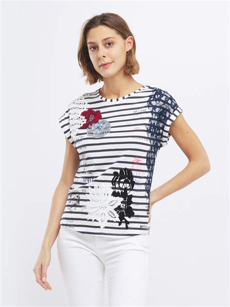 Un choix unique de tee shirt blanc manche longue femme disponible dans notre magasin. Desigual tee-shirt 20SWTK70 blanc femme | Des marques et vous