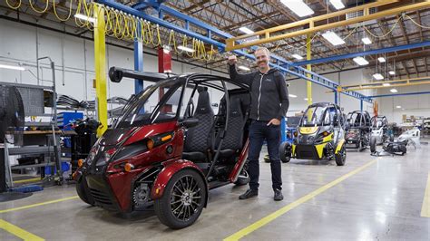 Arcimoto Begins Deliveries Of Newly Refined Fuv The Drive
