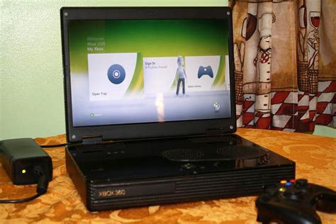 Xbox 360 Slim Turned Into An Even Slimmer Laptop Photos