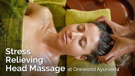 shiro abhyanga—stress relieving head massage oneworld ayurveda panchakarma in ubud bali