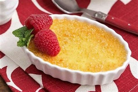 Breaking through crème brûlée's crispy caramelized top into a thick creamy custard base is pure bliss. Classic Crème Brûlée - That Skinny Chick Can Bake