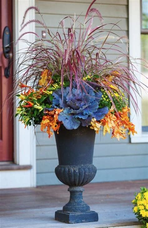 32 beautiful fall planters for easy outdoor decorations fall container gardens fall planters