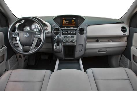 2013 Honda Pilot Vins Configurations Msrp And Specs Autodetective