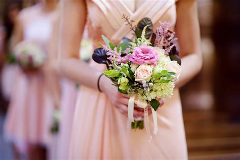 Maid Of Honor Etiquette Whats The 411