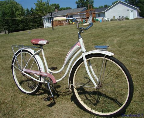 1962 Schwinn Fiesta Ladies Tank Bicycle Vintage Pink White Hollywood