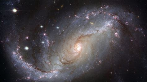Hubble Takes A Spectacular Picture Of A Starburst M61 Galaxy