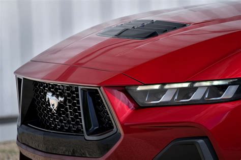 New Ford Mustang Keeps V8 And Manual Grr