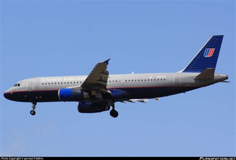 N437ua United Airlines Airbus A320 232 Photo By Parisot Frédéric Id