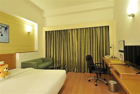 Lemon Tree Hotel East Delhi Mall Kaushambi Ghaziabad Inr 2332 Off ̶5̶0̶9̶7̶ Hotel Price
