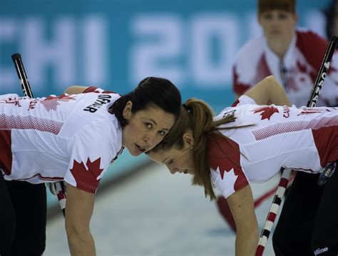 Winnipeg Teams Pad Ctrs Lead Curling Canada