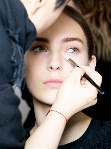 7 Concealer Secrets Makeup Artists Know That You Dont How To Apply