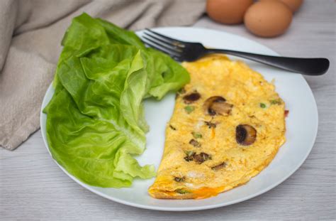 Healthy Omelette | Recipe | Cooking recipes healthy, Healthy eating breakfast, Fun healthy breakfast