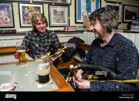Traditional Irish Folk Session Belfast Sunflower Bar Stock Photo Alamy