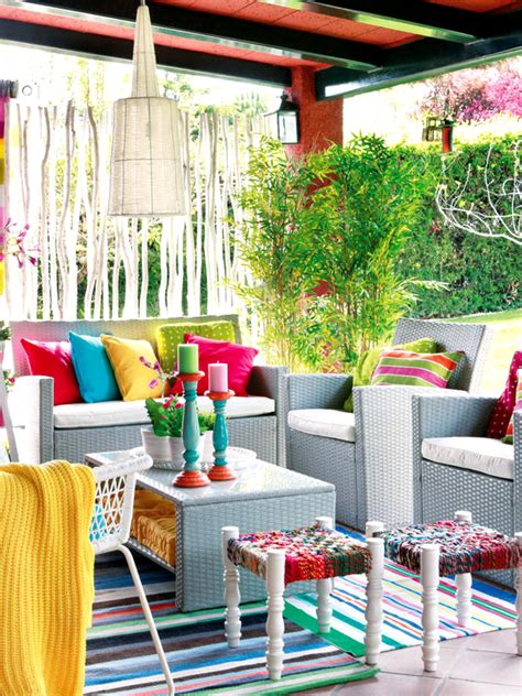 Patio Gardens With Colorful Space Homemydesign