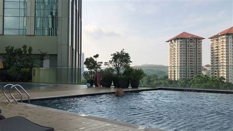 Plus the scenery of putrajaya from the marina is beautiful. Le Meridien Putrajaya swimming pool - YouTube