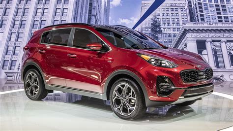 Edmunds also has kia sportage pricing, mpg, specs, pictures, safety features, consumer reviews and more. 2020 Kia Sportage: Here's a look at this updated compact ...