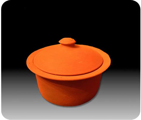 Check out our clay cooking pot selection for the very best in unique or custom, handmade pieces from our kitchen & dining shops. MEC Multi-Cooking, Pure-Clay Pot Large (4 qt).