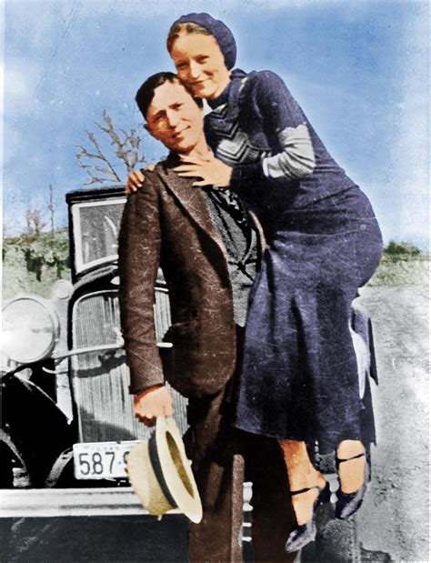 I Colourised This Photo Of Bonnie And Clyde From The Early 1930s R