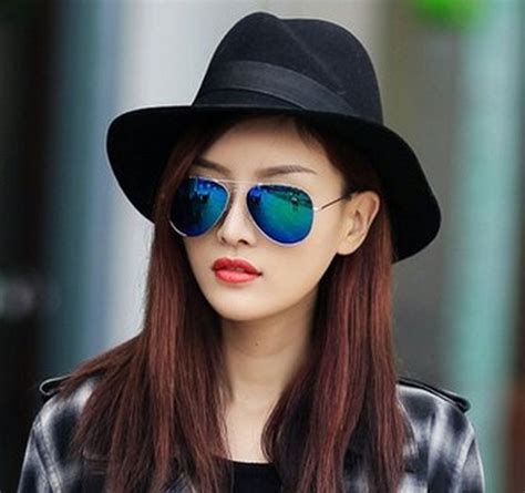 Impress your friends with the best designer sunglasses for women that offer stylish construction and polarized lenses for. Aviator Sunglasses for Women - TopSunglasses.net