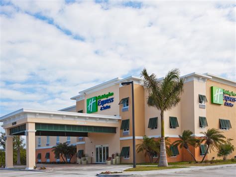 Marathon Florida Hotels In The Middle Keys Holiday Inn Express