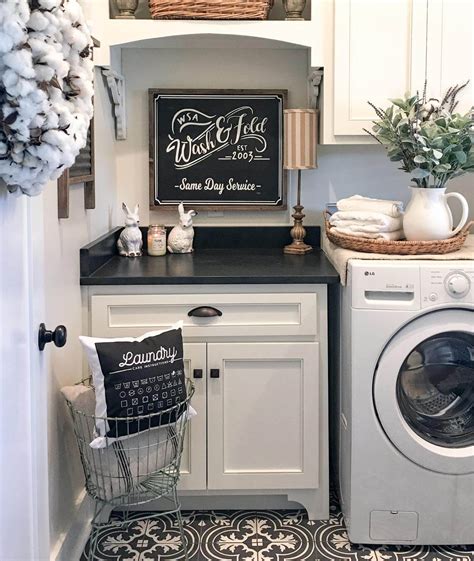 black and white farmhouse laundry room — homebnc